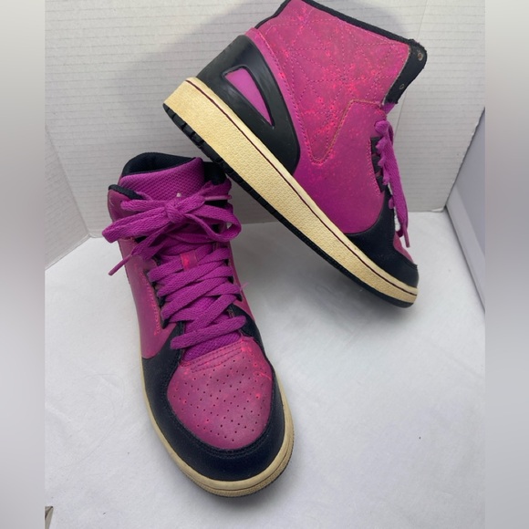 Kids Nike Air Jordon 1 Flight Fuchsia Flash High Top size 5Y  (kids) Pre-owned - Picture 12 of 14